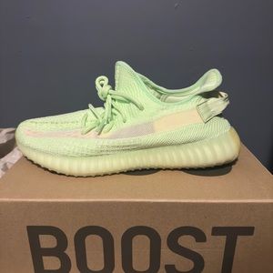 Yeezy 350v2 glow